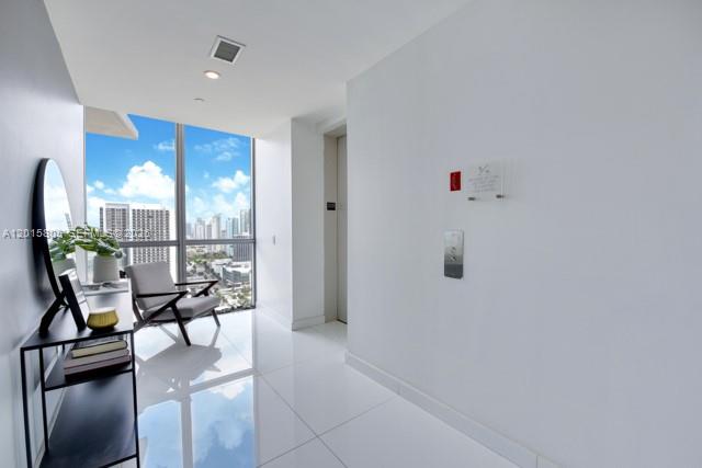 1100 Biscayne Blvd #3205, Miami FL 33132