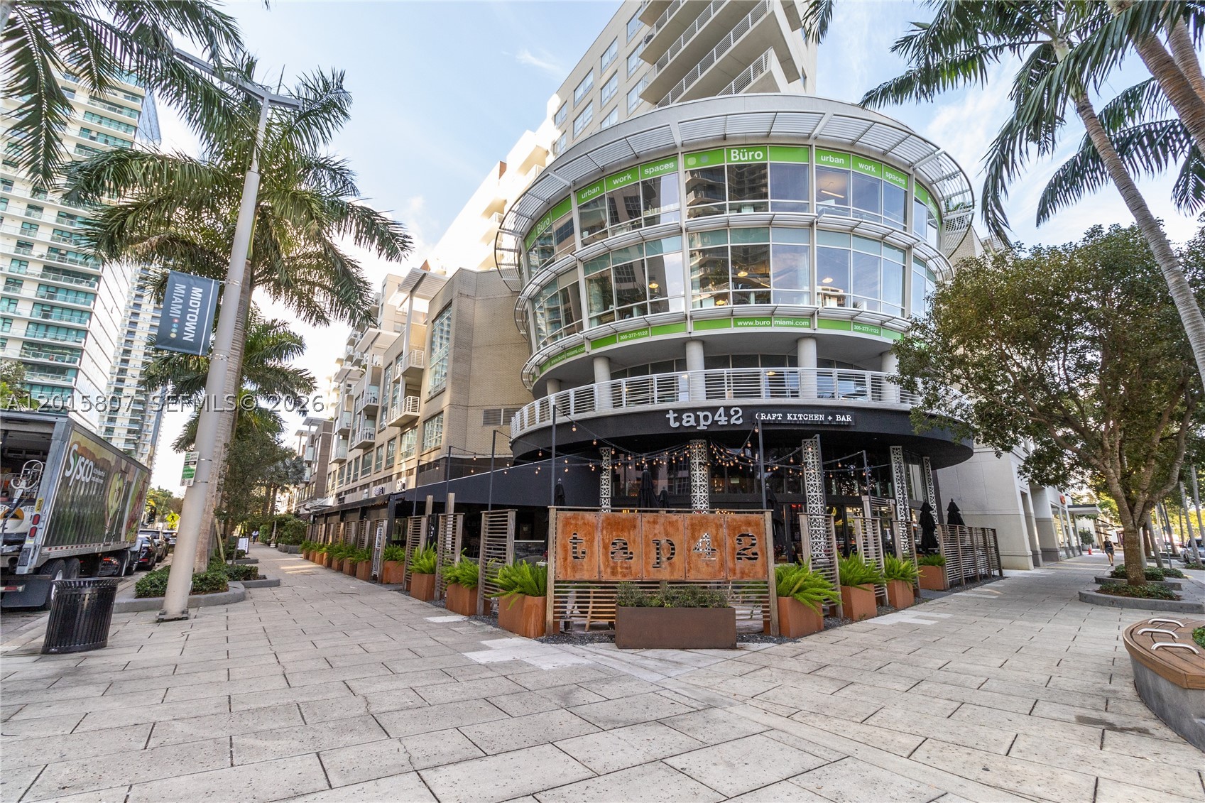 121 NE 34th St #2509, Miami FL 33137