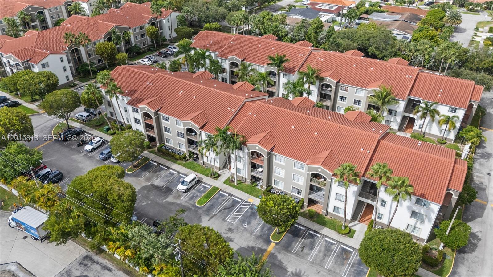 6861 SW 44th St #109, Miami FL 33155