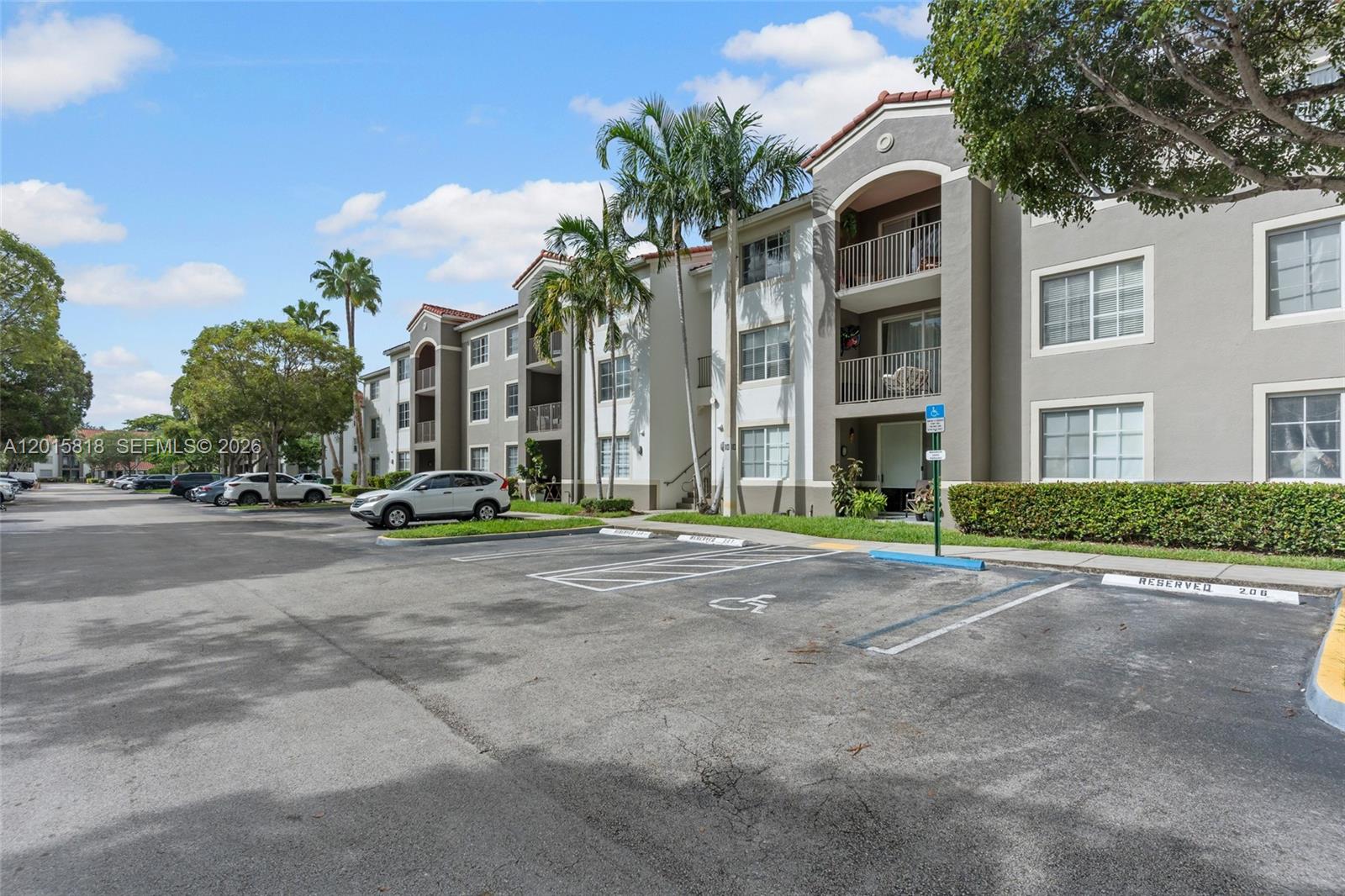 6861 SW 44th St #109, Miami FL 33155