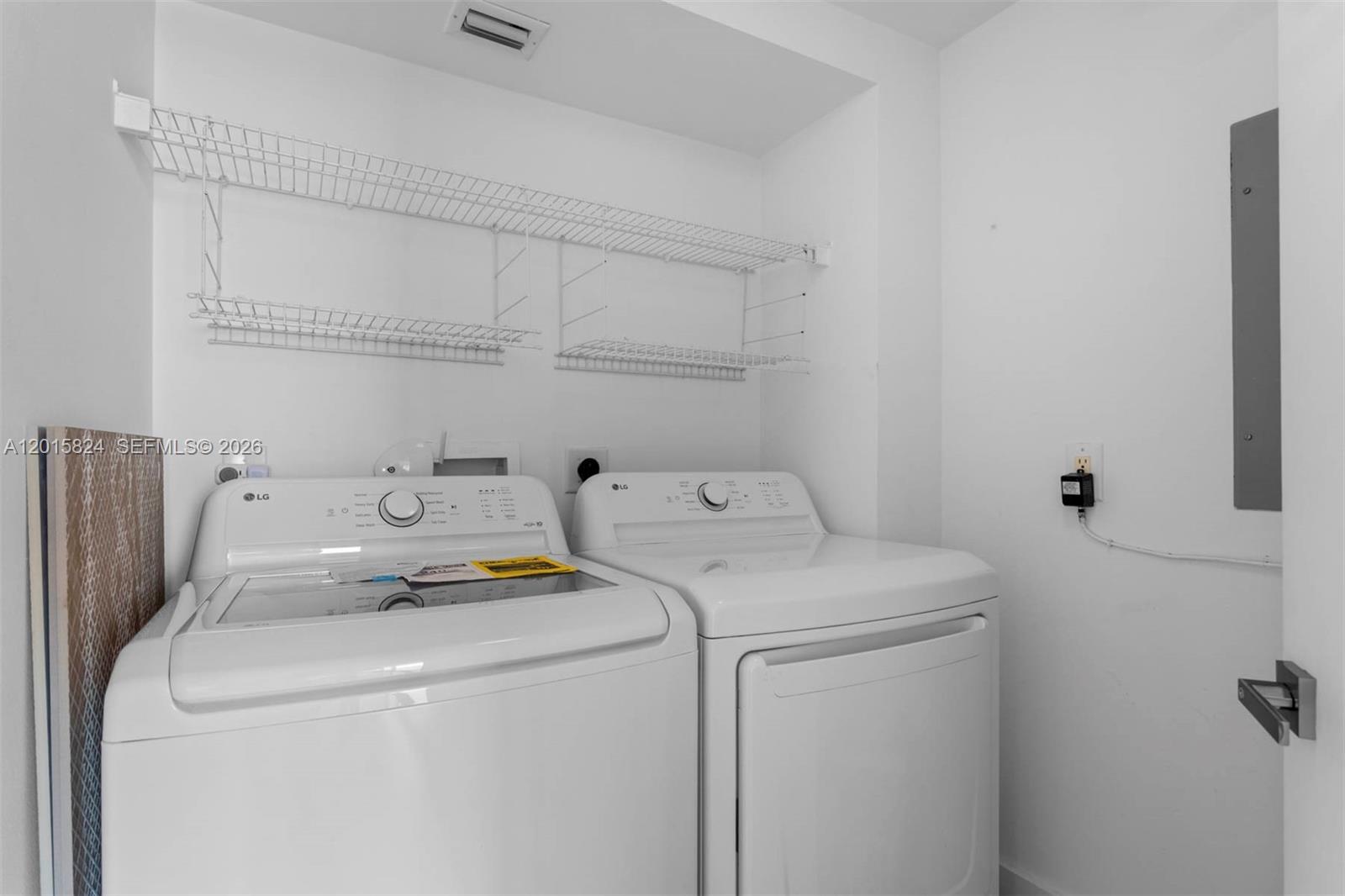 21055 Yacht Club Dr #1409, Aventura FL 33180