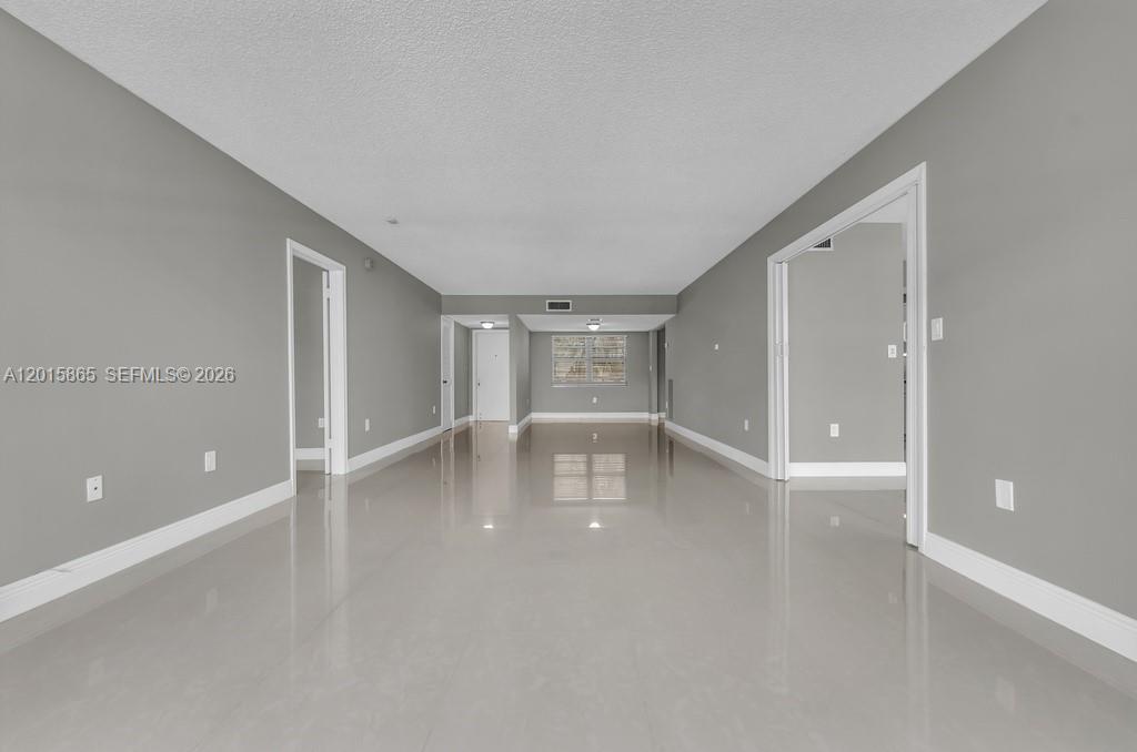3100 NE 48th St #318, Fort Lauderdale FL 33308