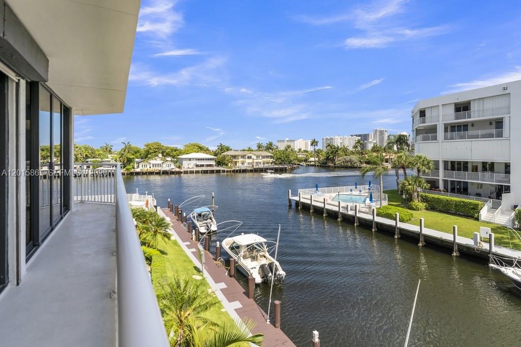 3100 NE 48th St #318, Fort Lauderdale FL 33308