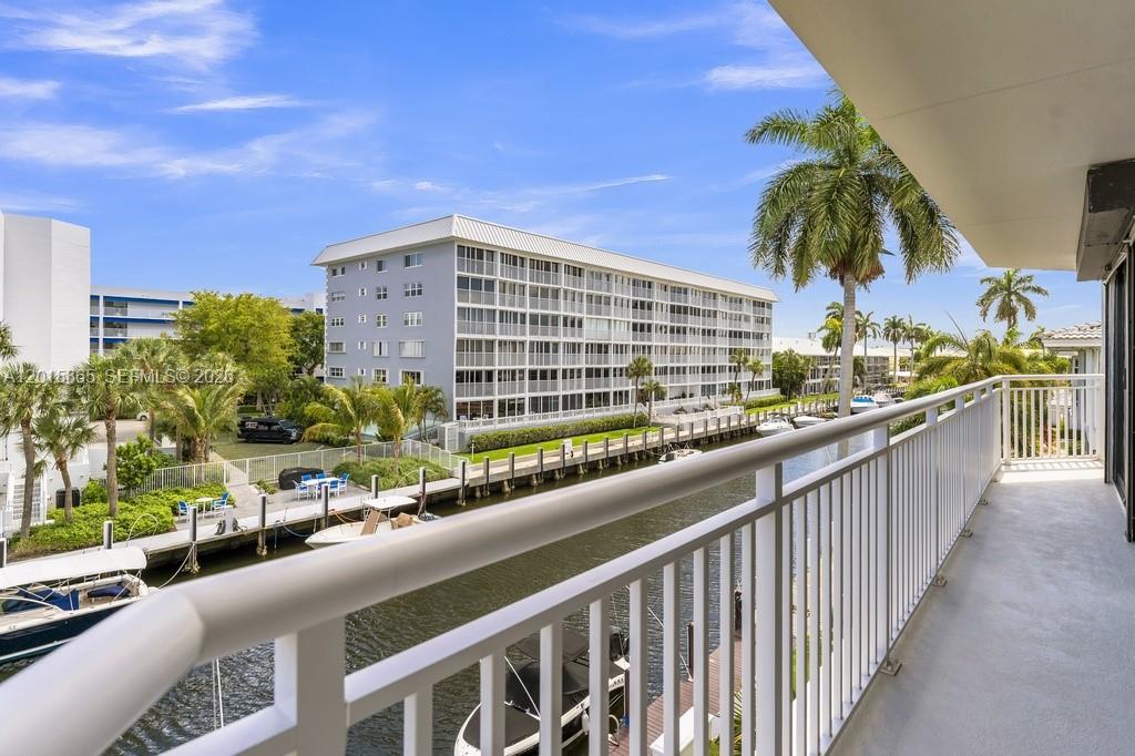 3100 NE 48th St #318, Fort Lauderdale FL 33308