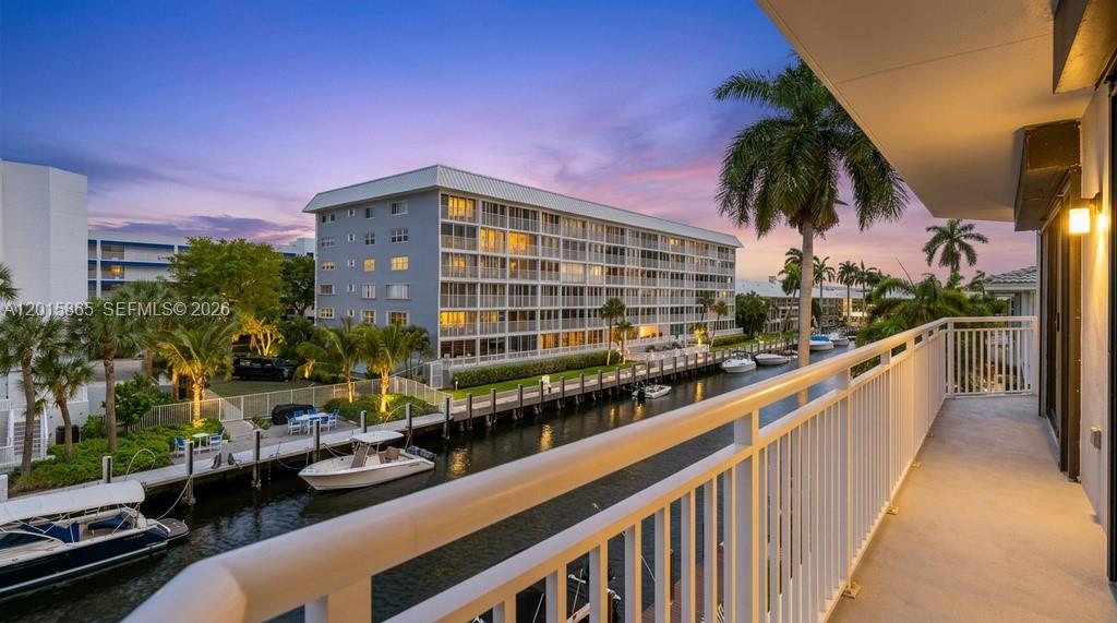 3100 NE 48th St #318, Fort Lauderdale FL 33308