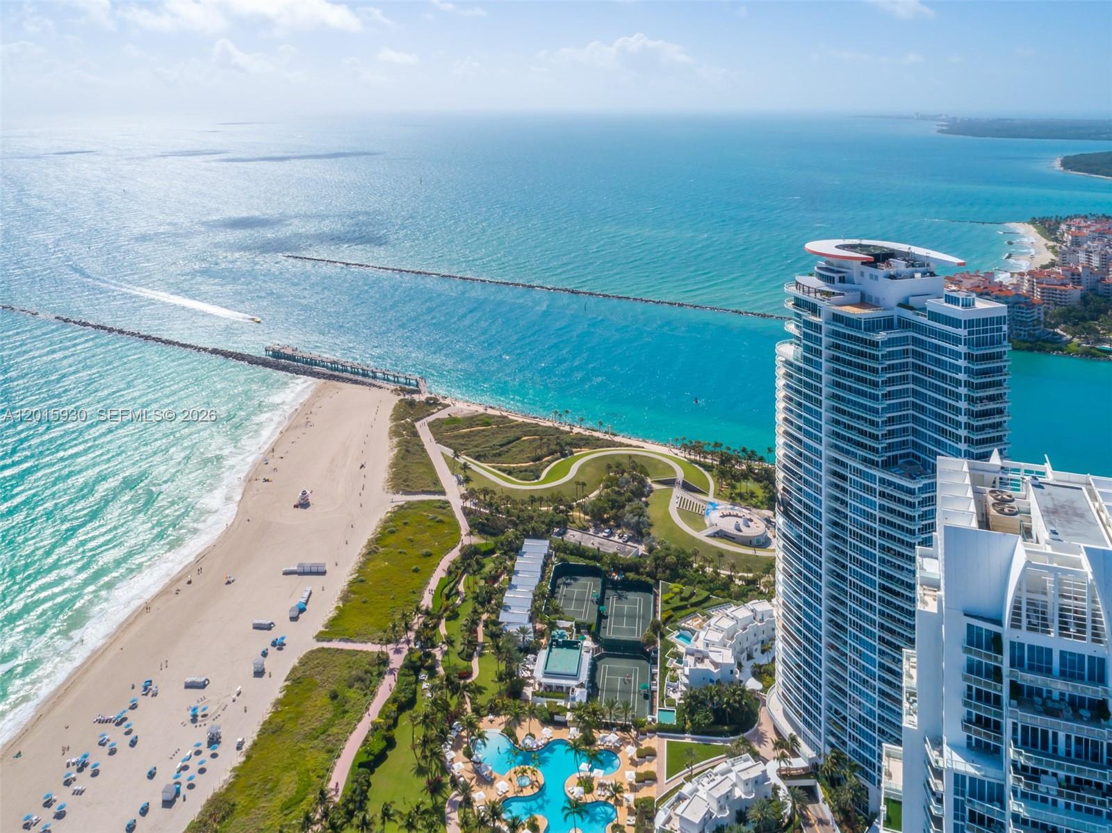 100 S Pointe Dr #2506, Miami Beach FL 33139