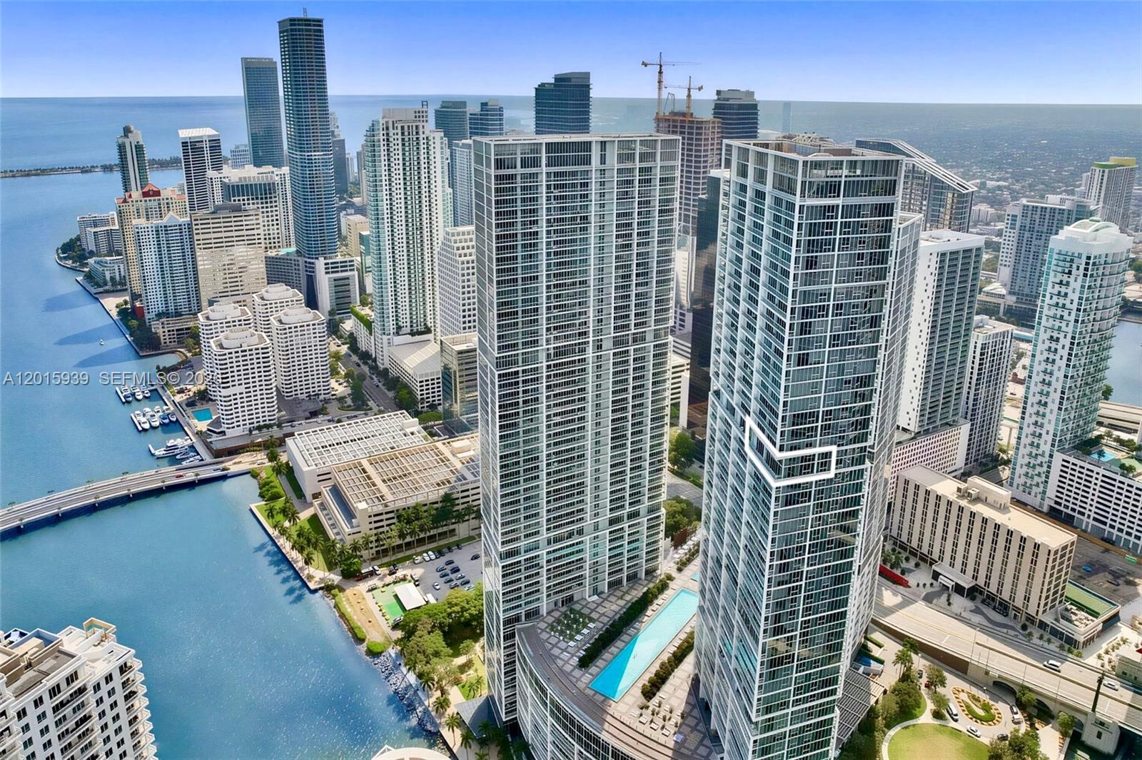 465 Brickell Ave #4101, Miami FL 33131