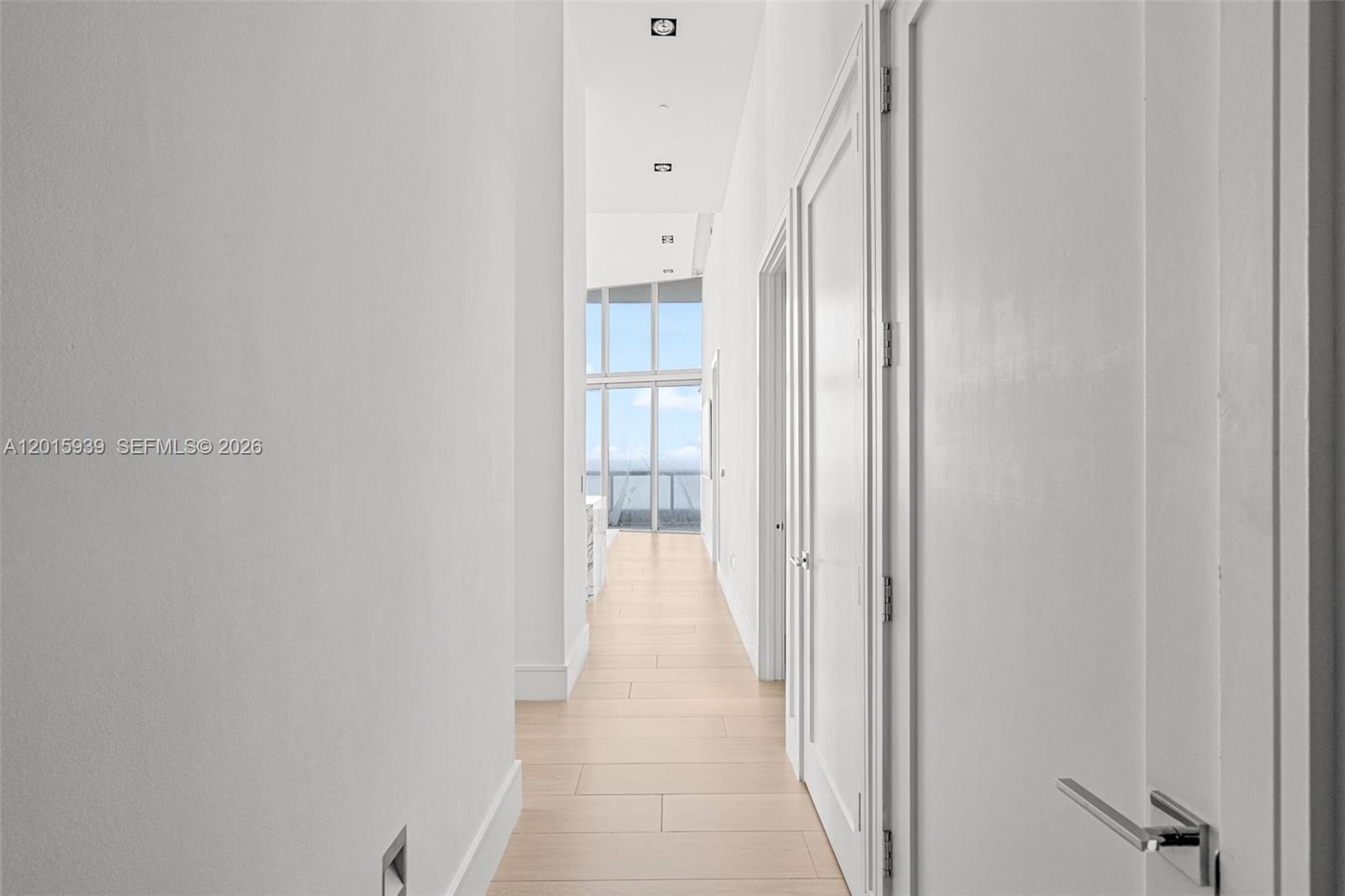 465 Brickell Ave #4101, Miami FL 33131