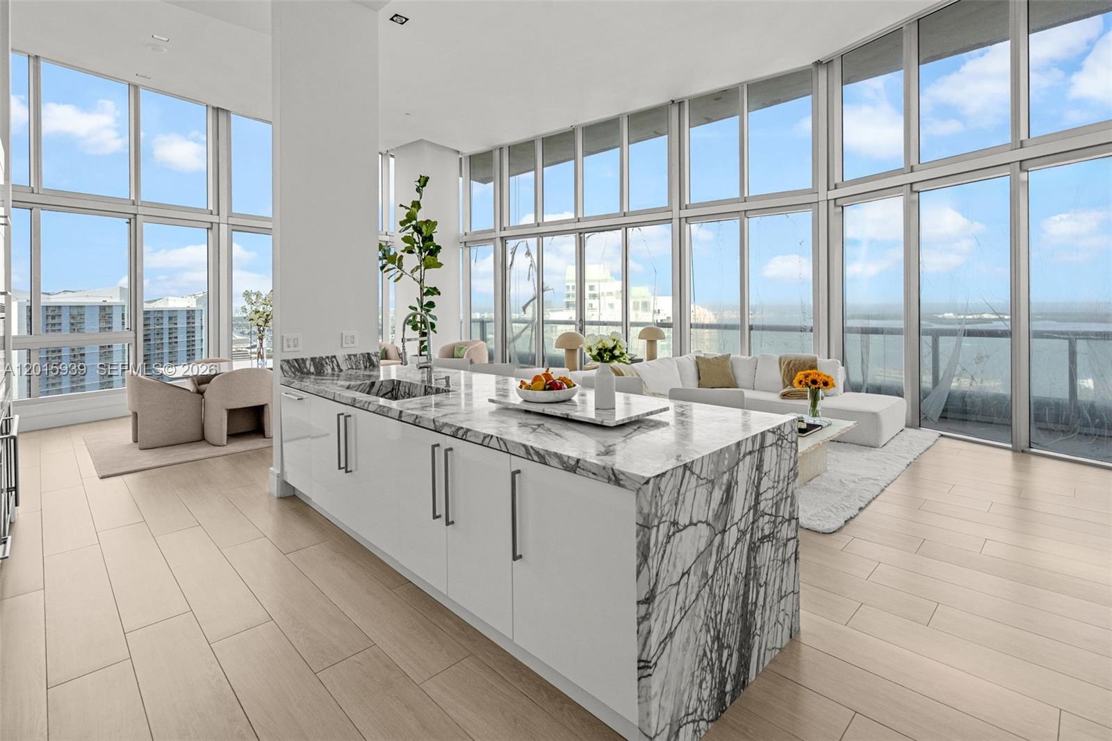 465 Brickell Ave #4101, Miami FL 33131