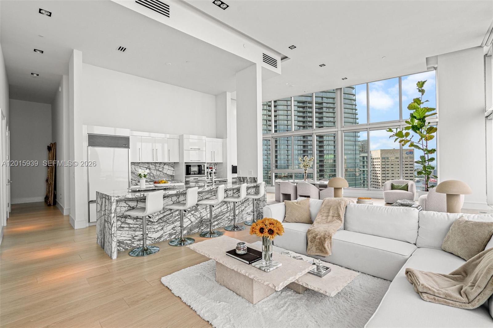 465 Brickell Ave #4101, Miami FL 33131