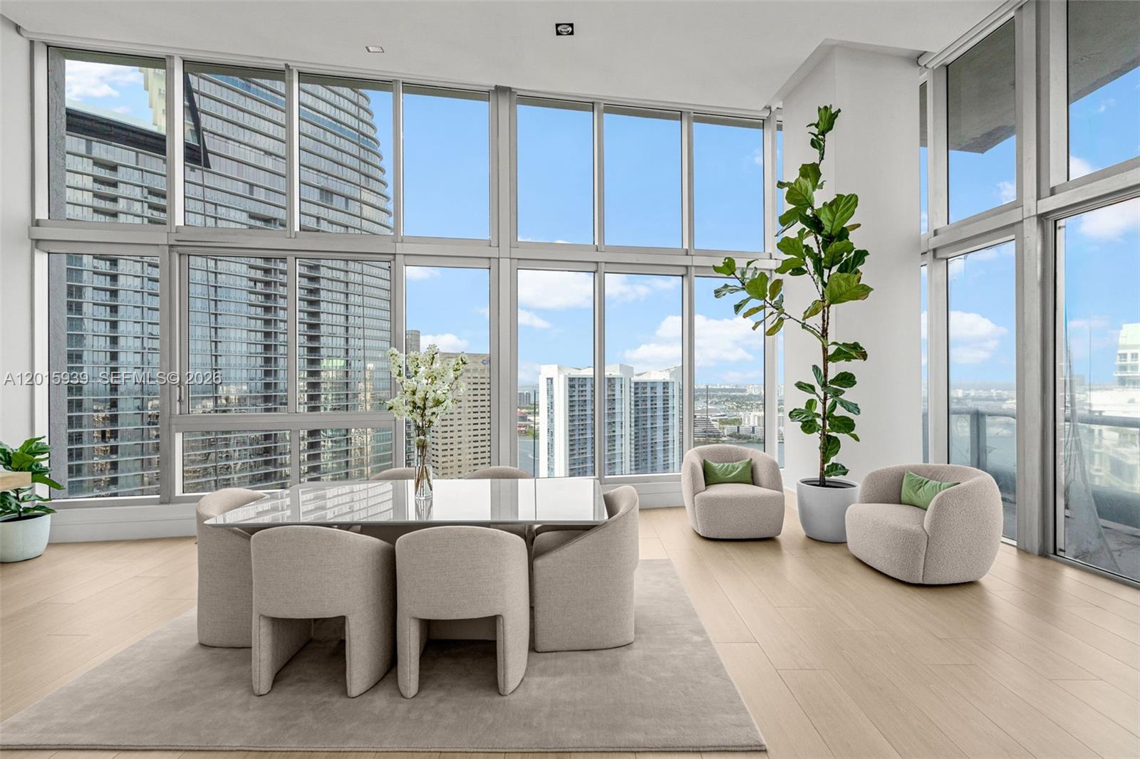 465 Brickell Ave #4101, Miami FL 33131