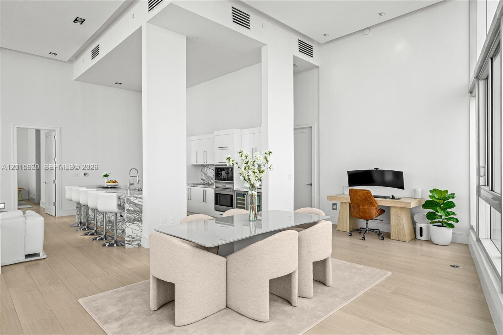 465 Brickell Ave #4101, Miami FL 33131