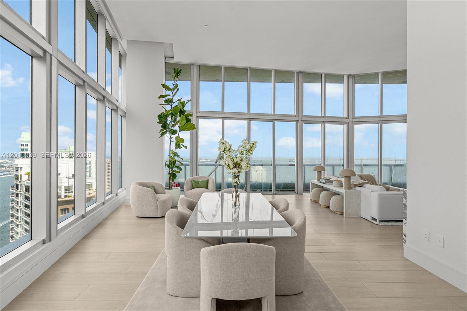 465 Brickell Ave #4101, Miami FL 33131