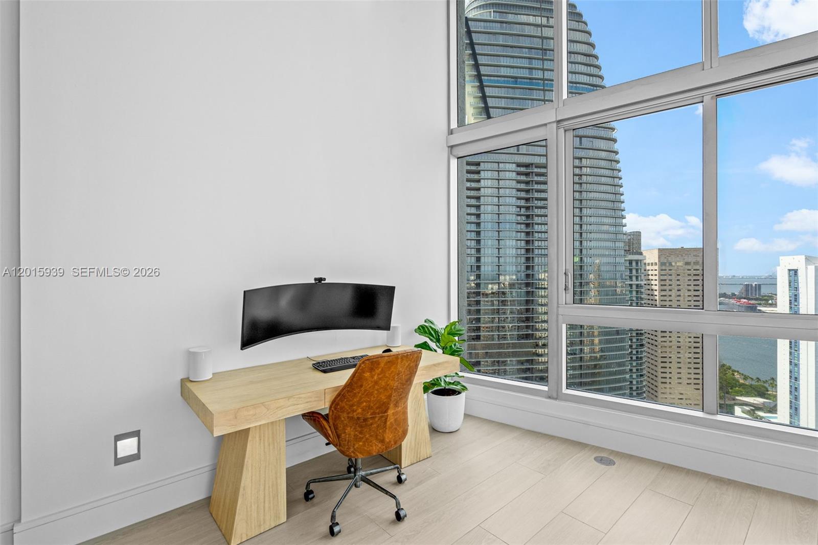 465 Brickell Ave #4101, Miami FL 33131