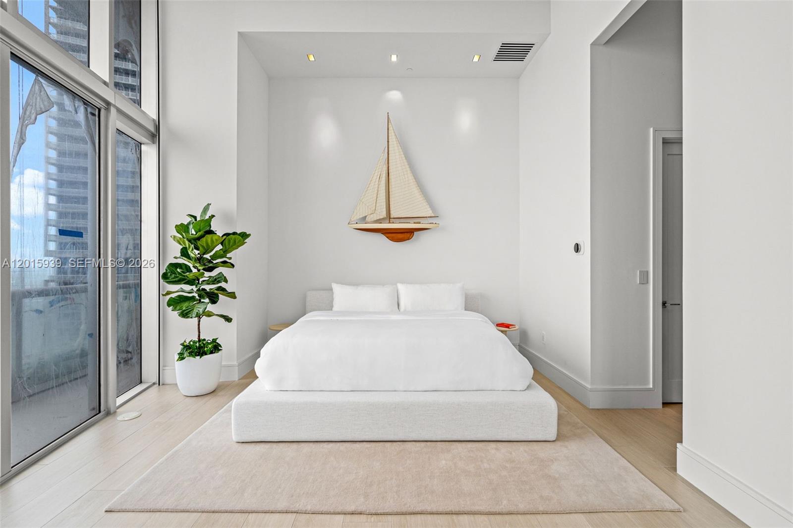 465 Brickell Ave #4101, Miami FL 33131