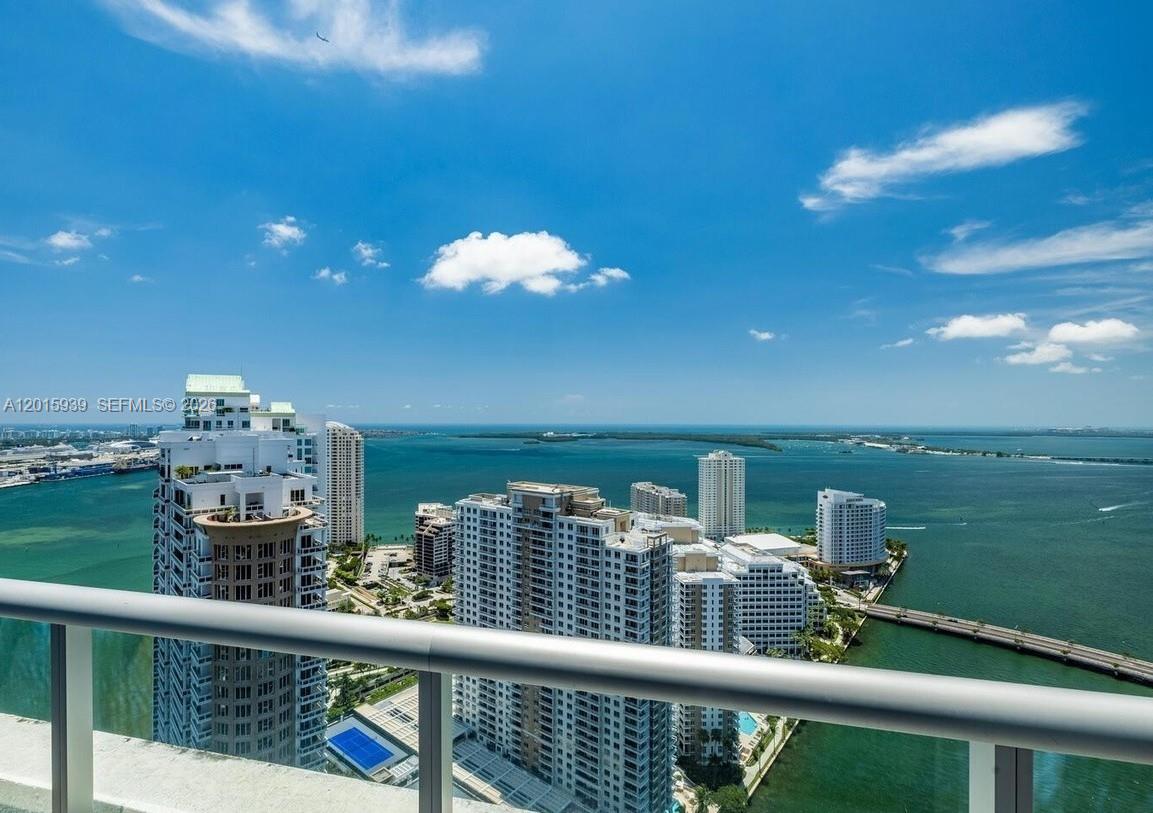 465 Brickell Ave #4101, Miami FL 33131