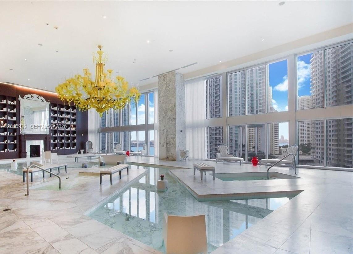 465 Brickell Ave #4101, Miami FL 33131