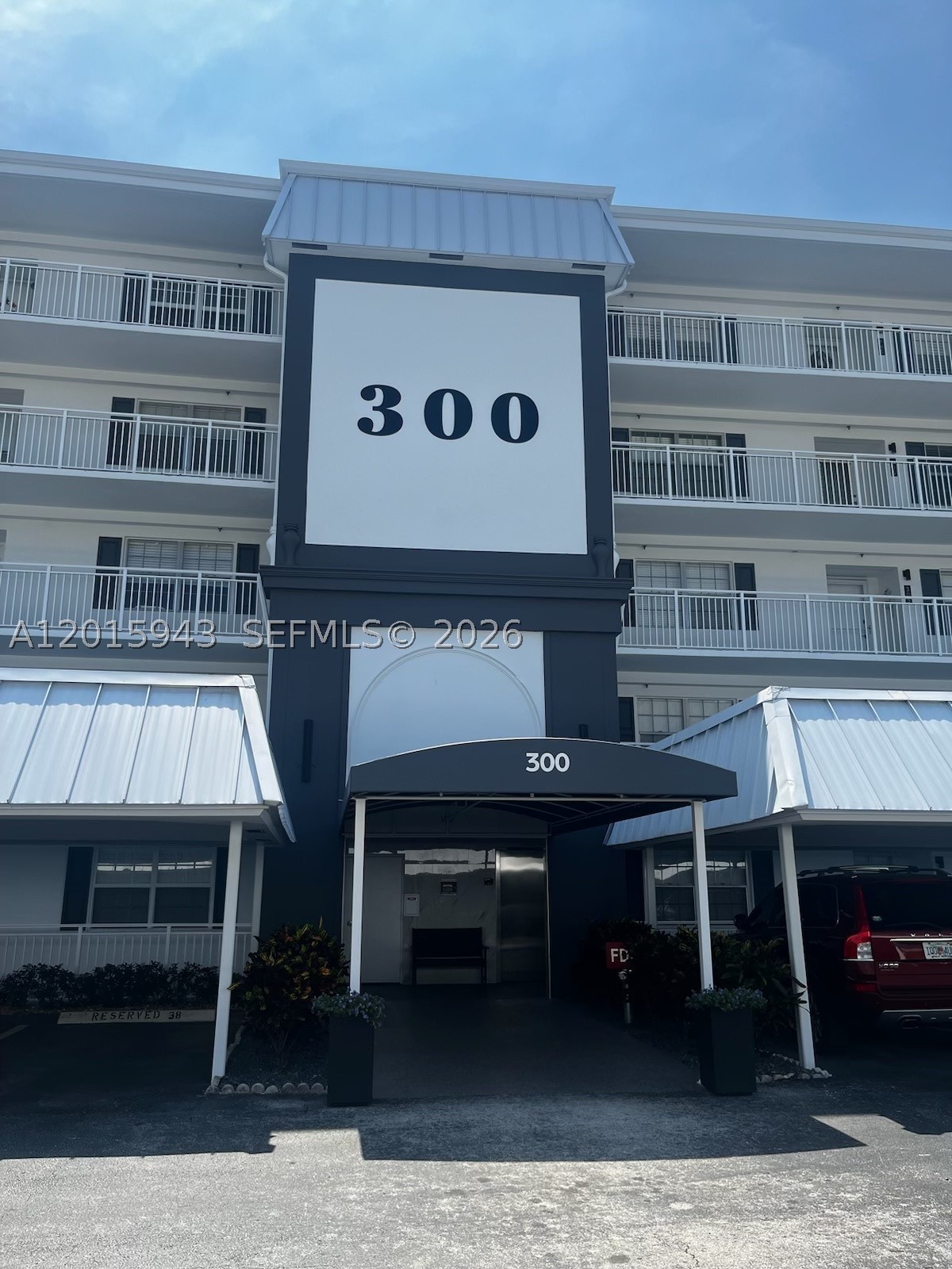 300 John F Kennedy Dr #101, Atlantis FL 33462