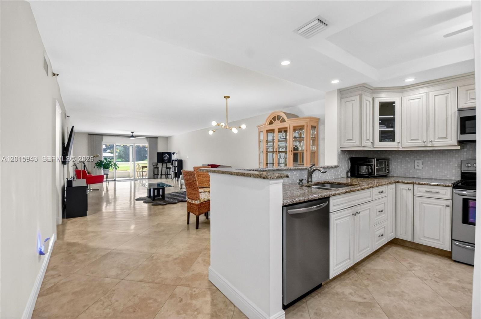 300 John F Kennedy Dr #101, Atlantis FL 33462