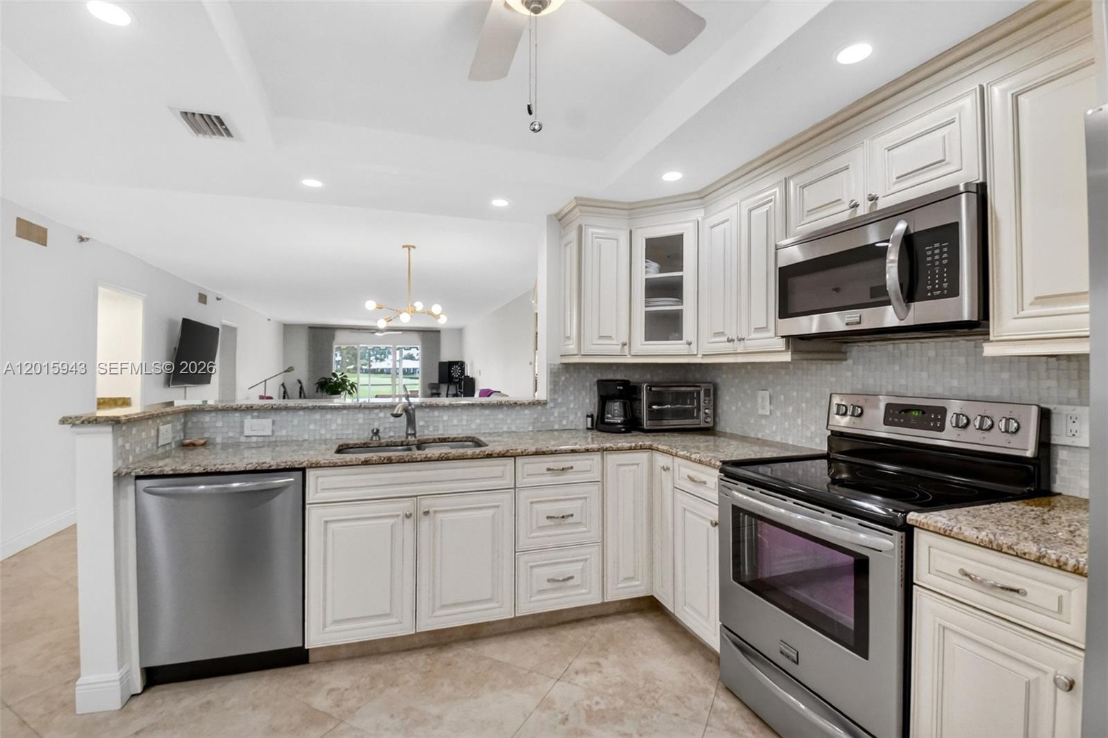 300 John F Kennedy Dr #101, Atlantis FL 33462