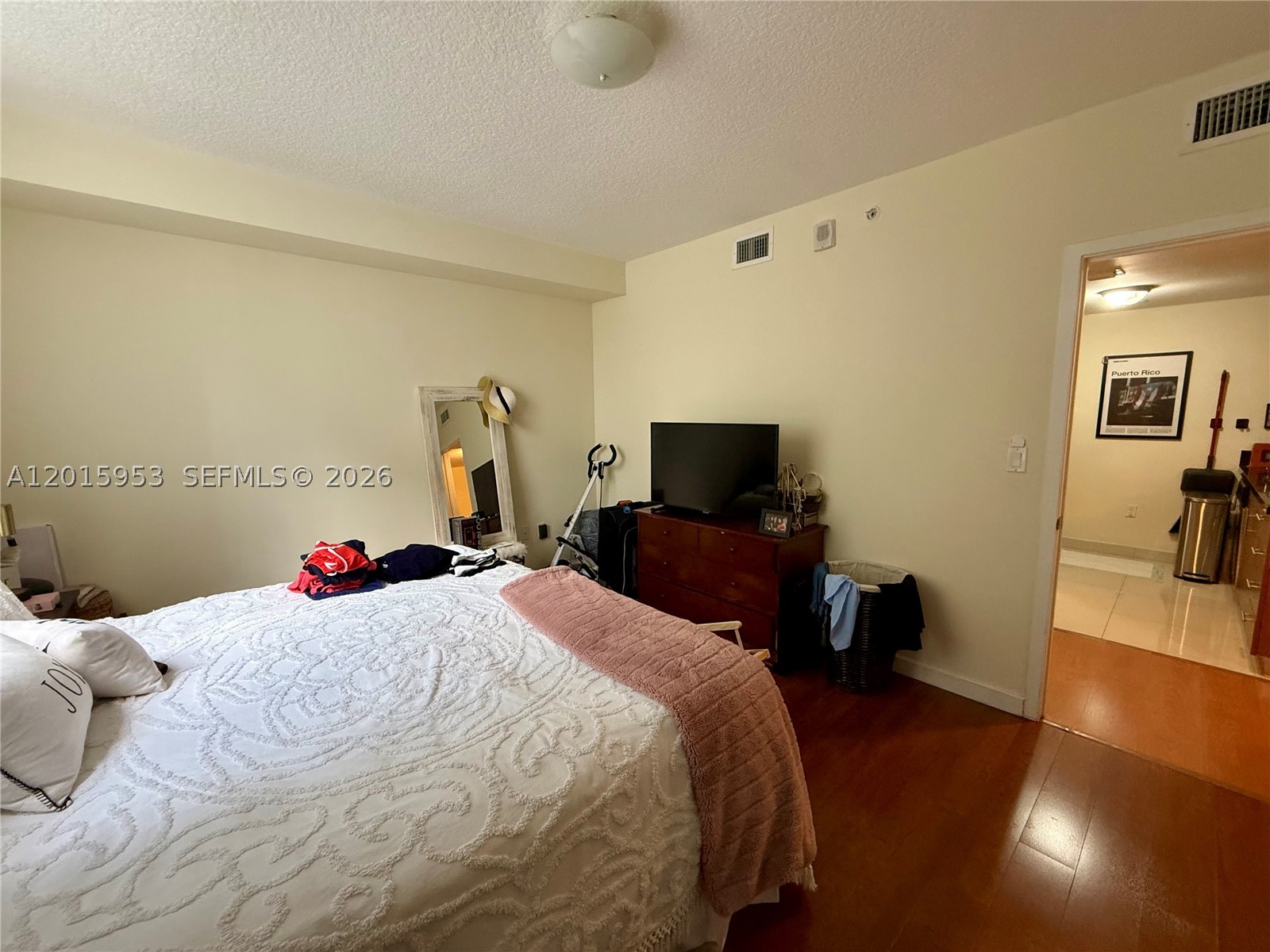 601 NE 23rd St #707, Miami FL 33137
