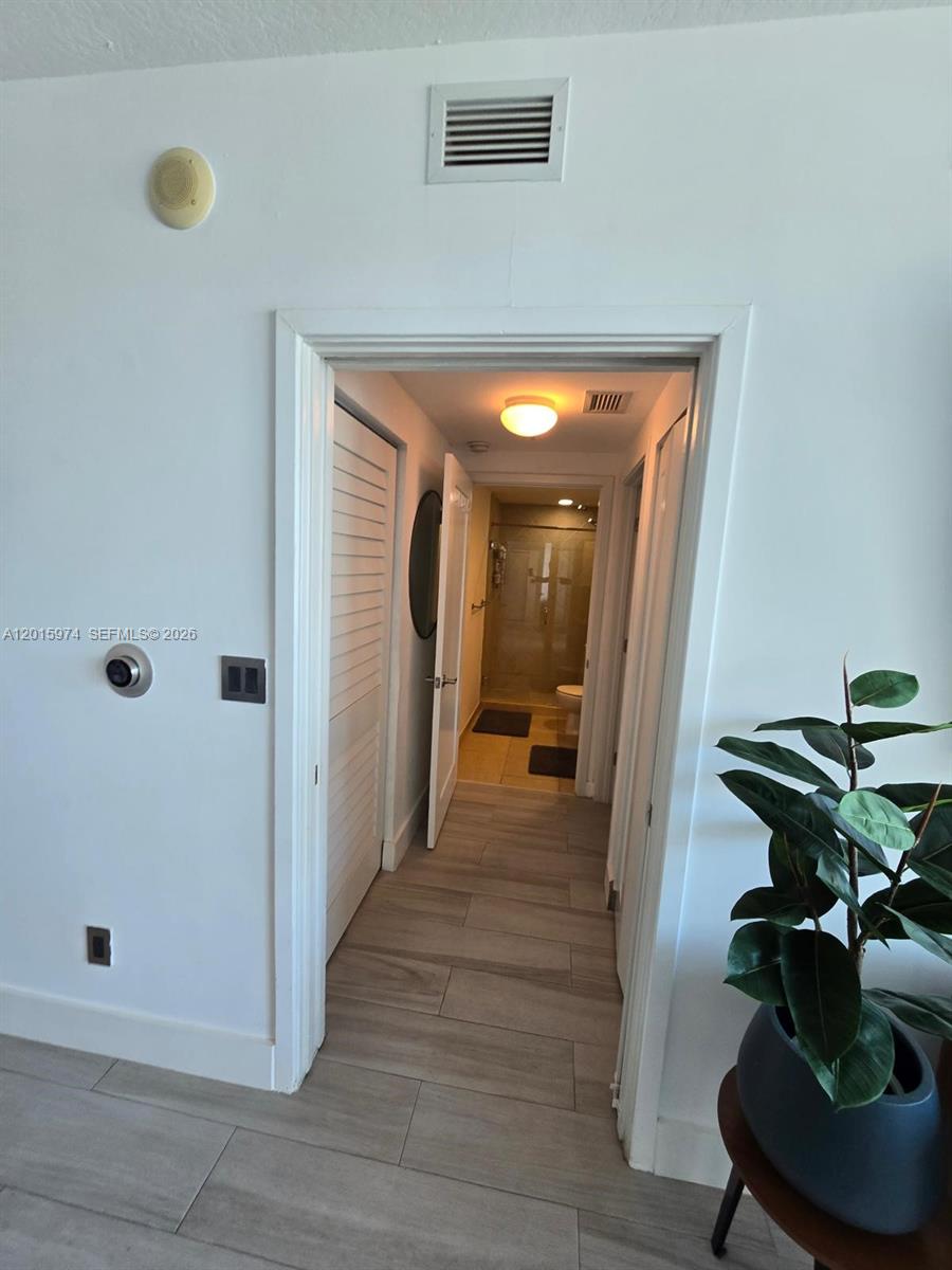 325 S Biscayne Blvd #3719, Miami FL 33131