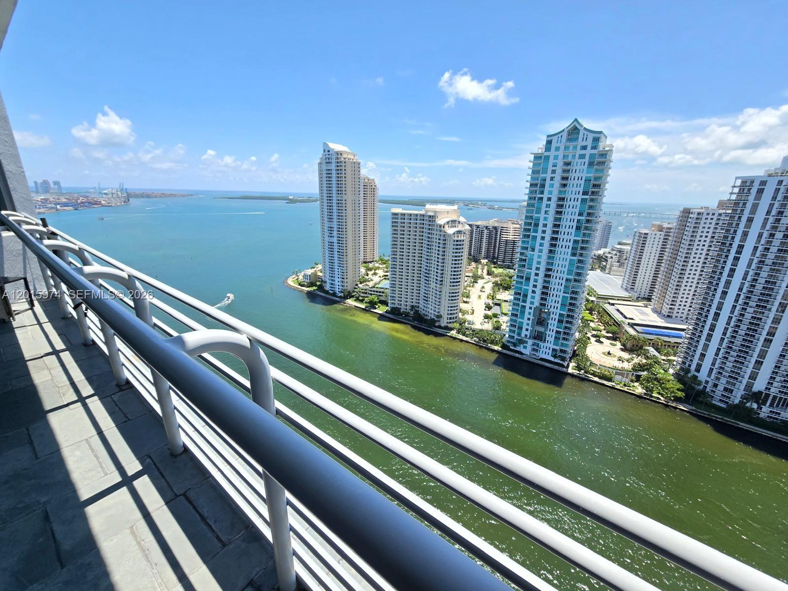 325 S Biscayne Blvd #3719, Miami FL 33131