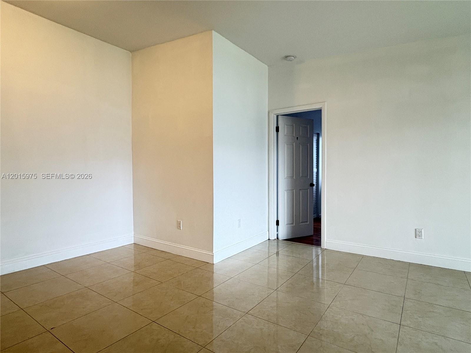 9703 Hammocks Blvd #202, Miami FL 33196