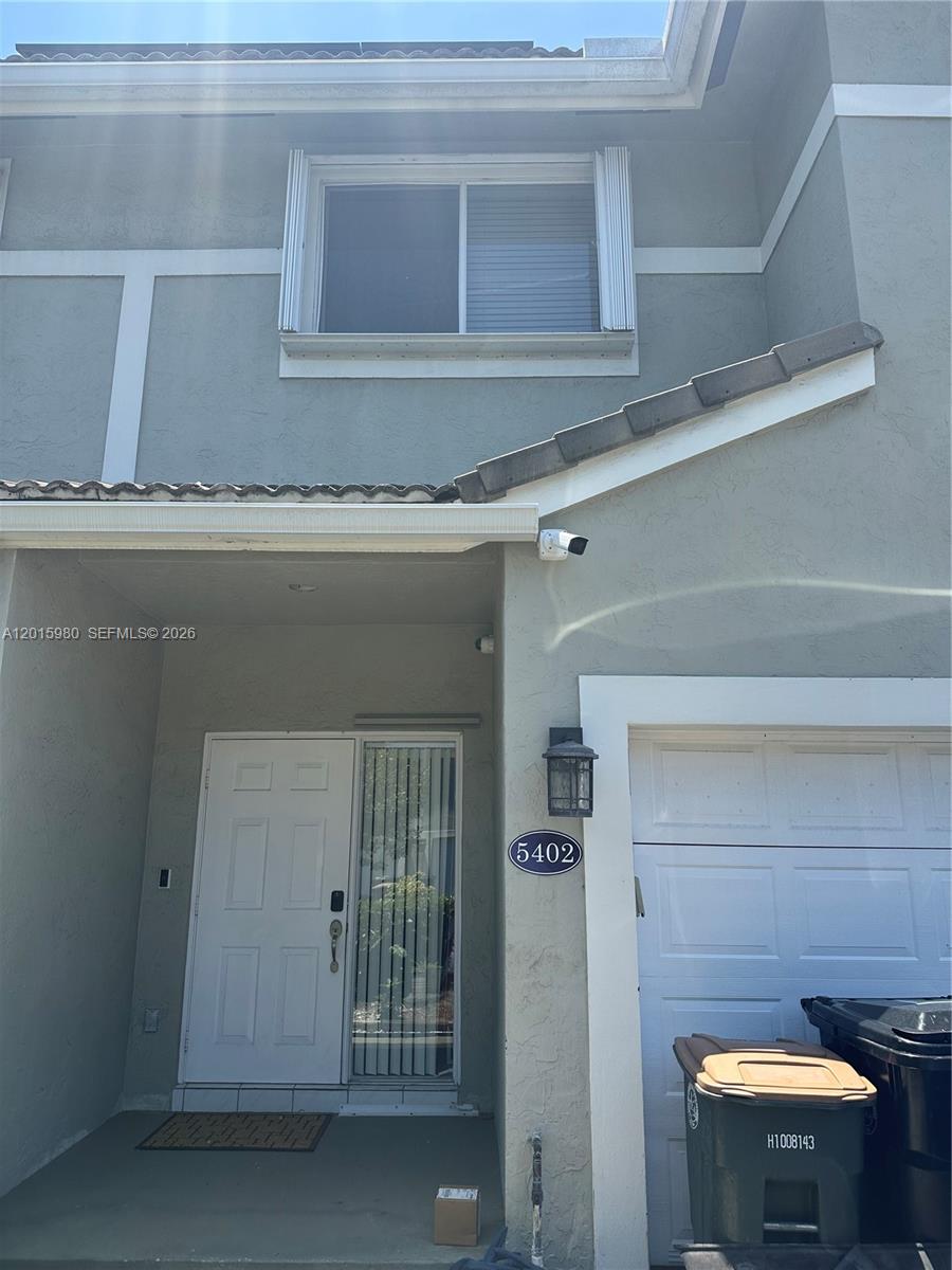 5402 Pointe Villa Dr #B, Lighthouse Point FL 33064