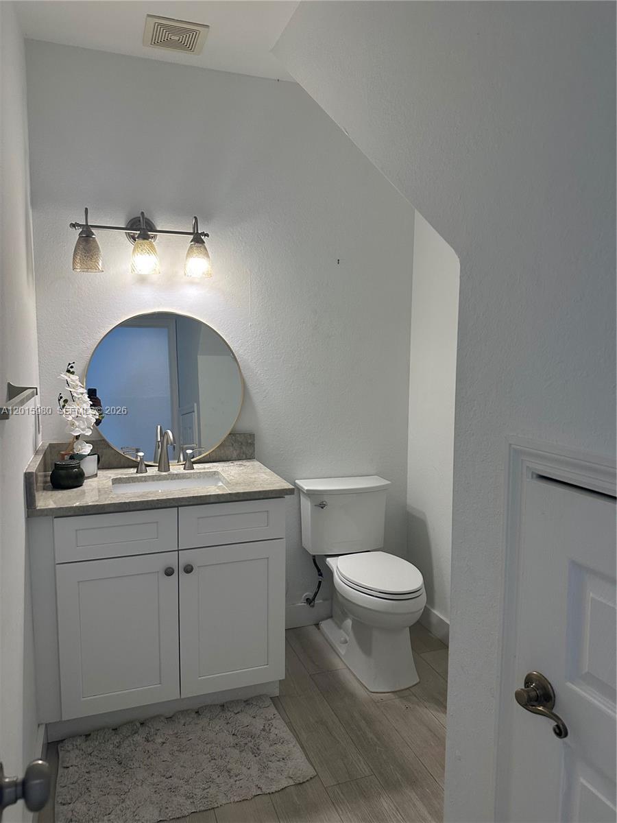 5402 Pointe Villa Dr #B, Lighthouse Point FL 33064