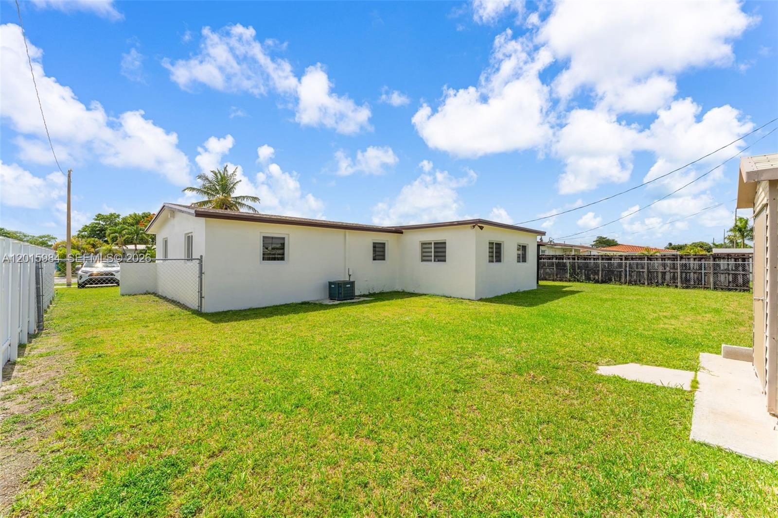 4211 SW 97th Pl, Miami FL 33165