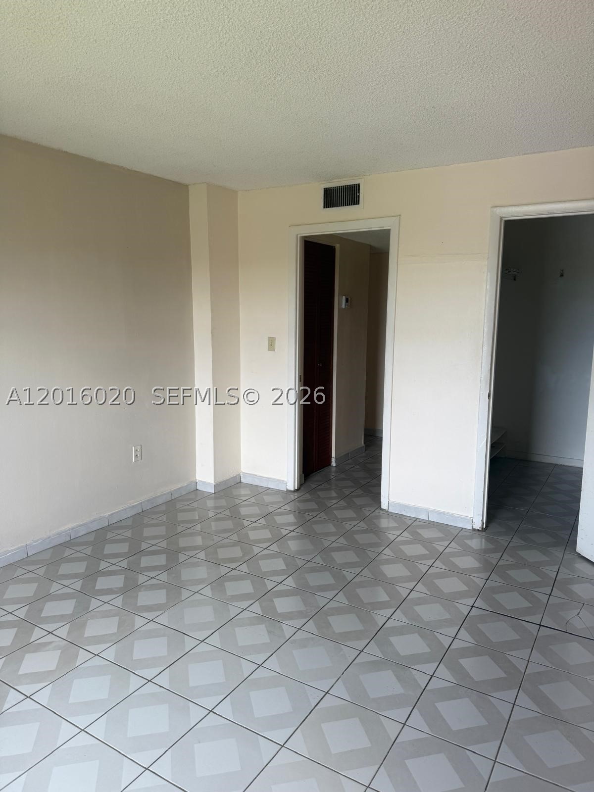 Miami FL 33174 - A12016020