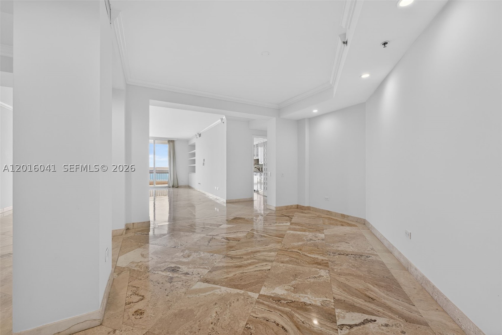 808 Brickell Key Dr #3304, Miami FL 33131