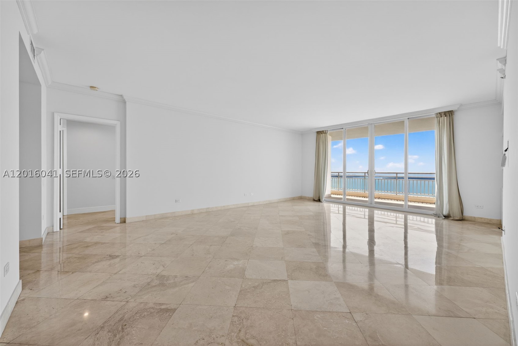 808 Brickell Key Dr #3304, Miami FL 33131
