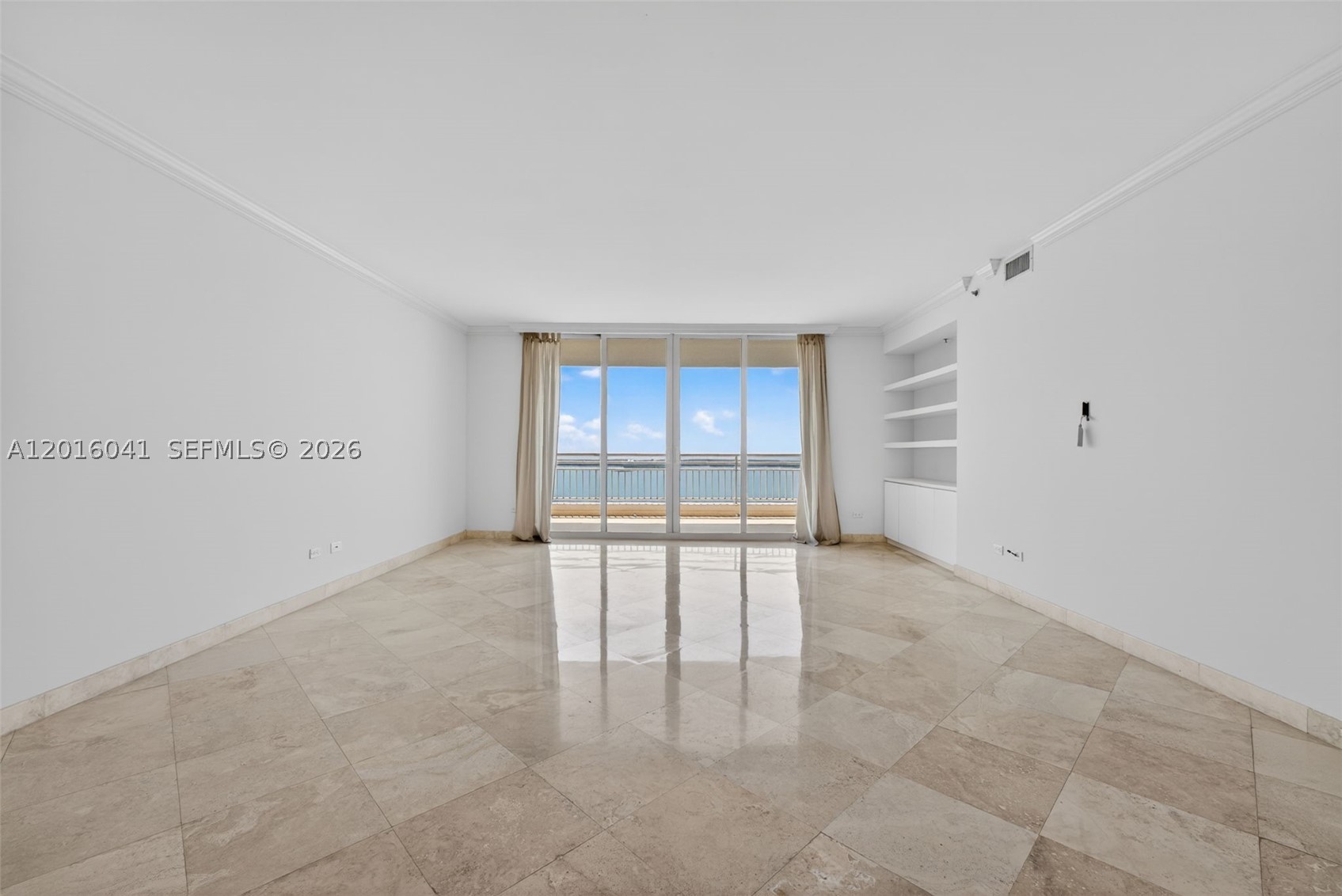 808 Brickell Key Dr #3304, Miami FL 33131