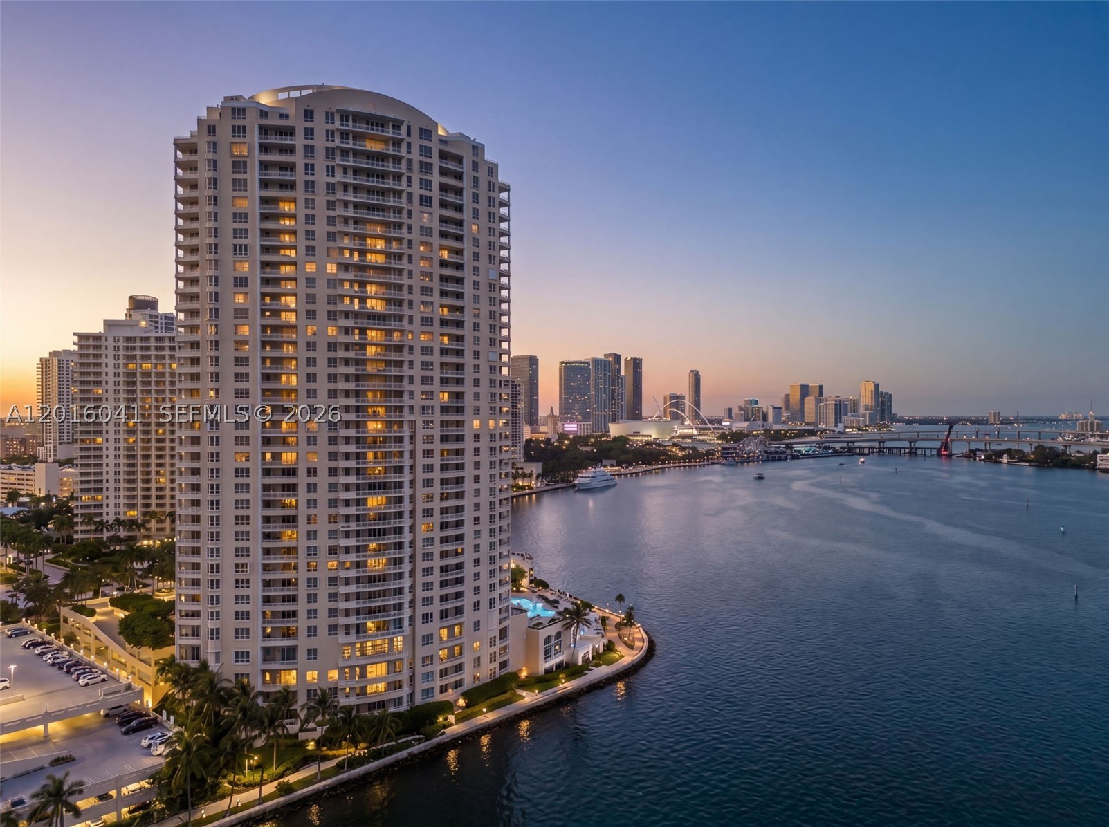 808 Brickell Key Dr #3304, Miami FL 33131