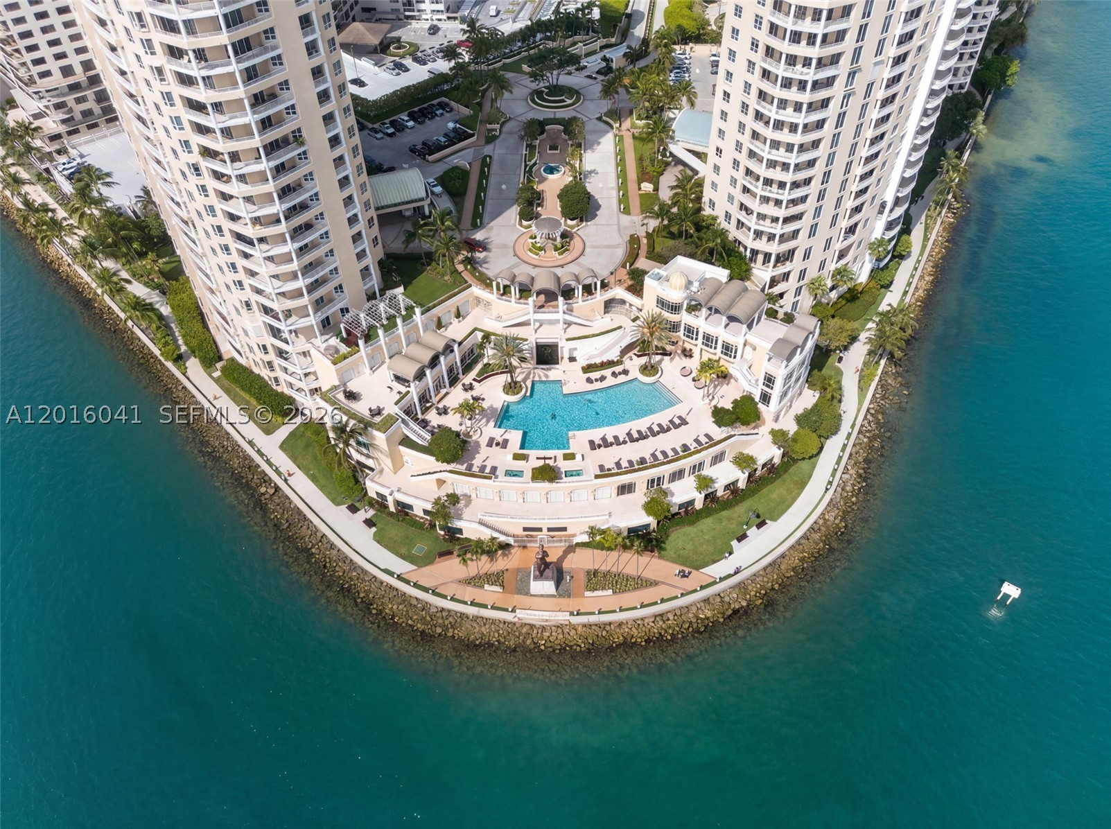 808 Brickell Key Dr #3304, Miami FL 33131