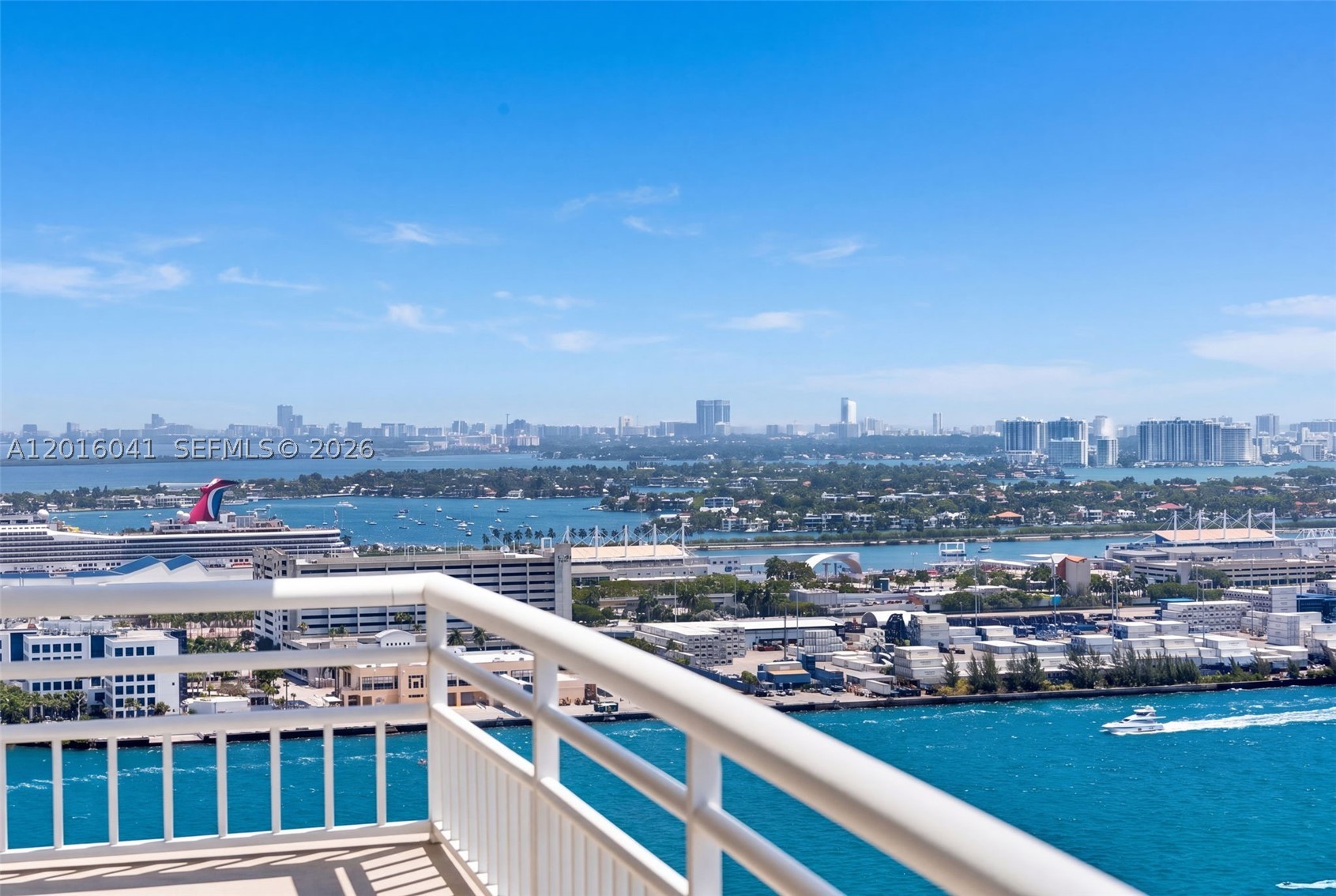 808 Brickell Key Dr #3304, Miami FL 33131