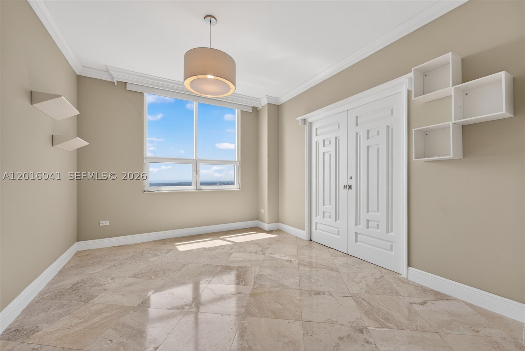 808 Brickell Key Dr #3304, Miami FL 33131