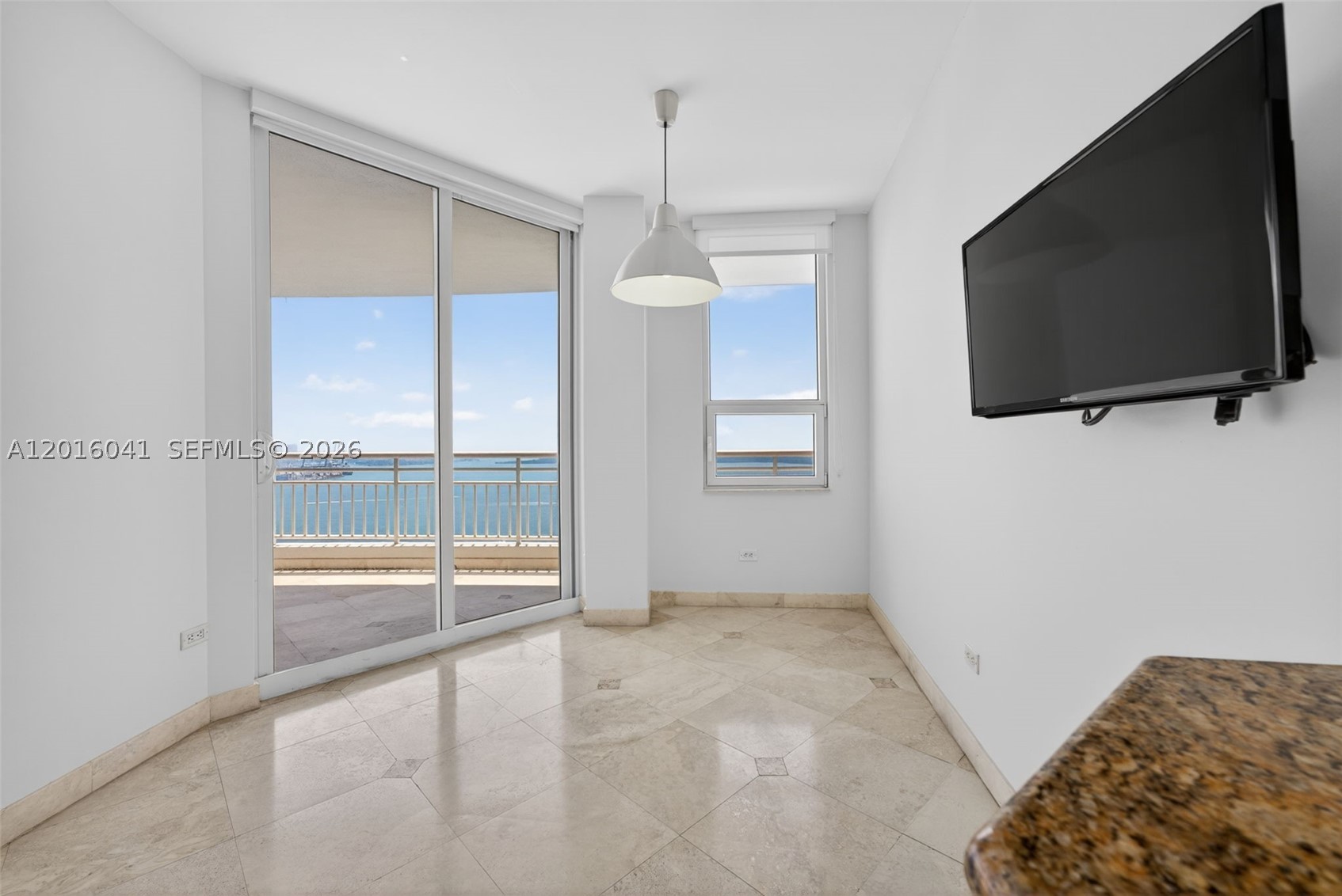 808 Brickell Key Dr #3304, Miami FL 33131