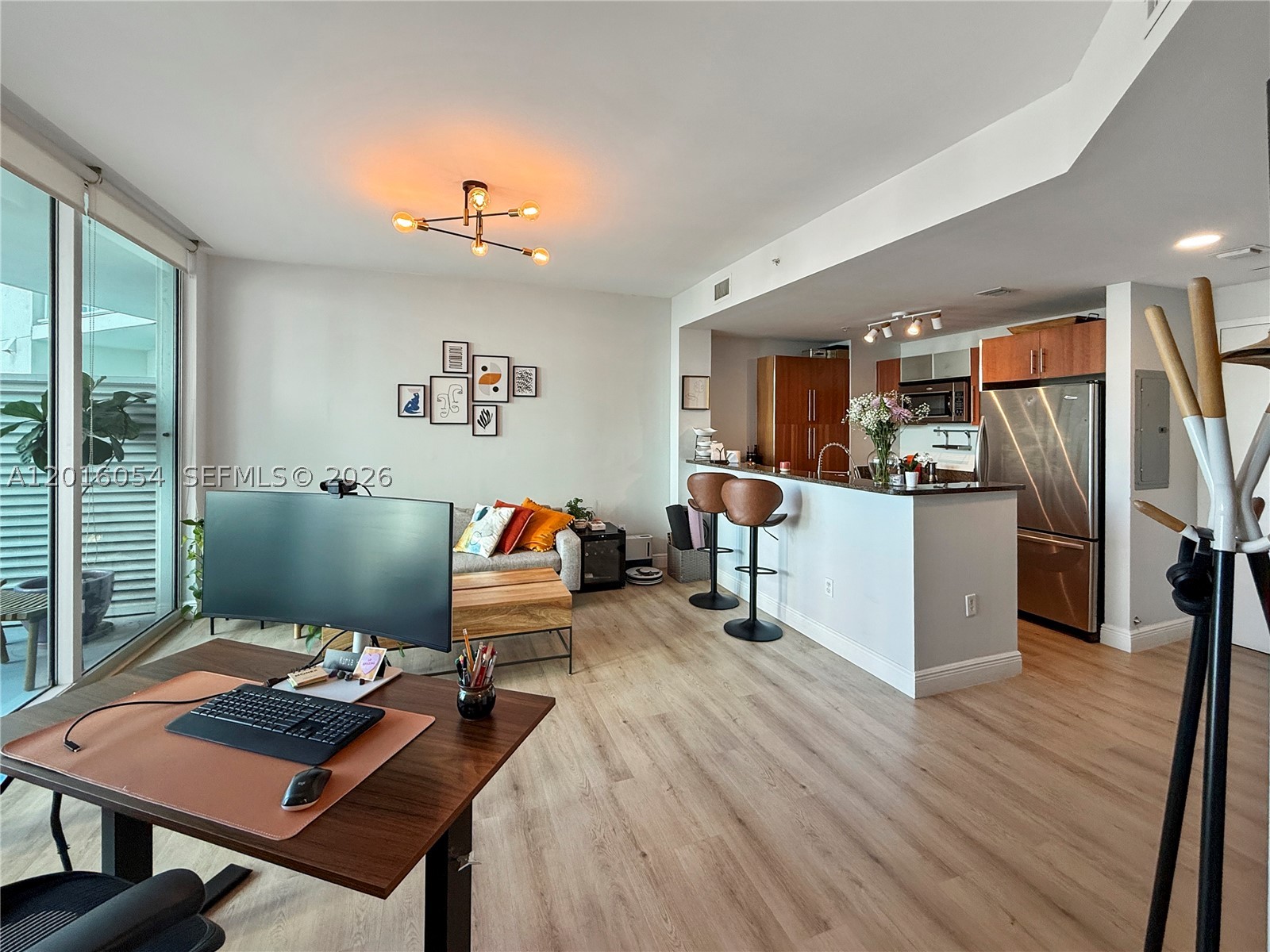 300 S Biscayne Blvd #T-1705, Miami FL 33131