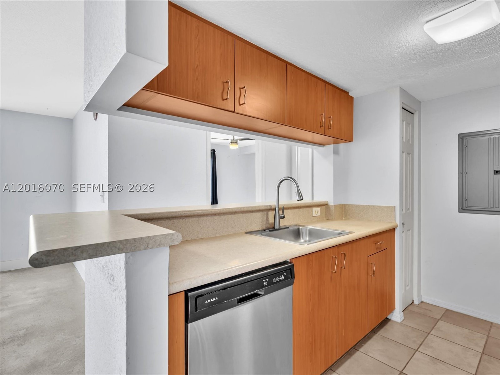 816 NW 11th St #1208, Miami FL 33136