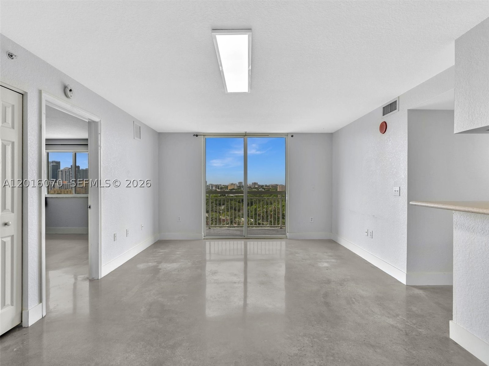 816 NW 11th St #1208, Miami FL 33136