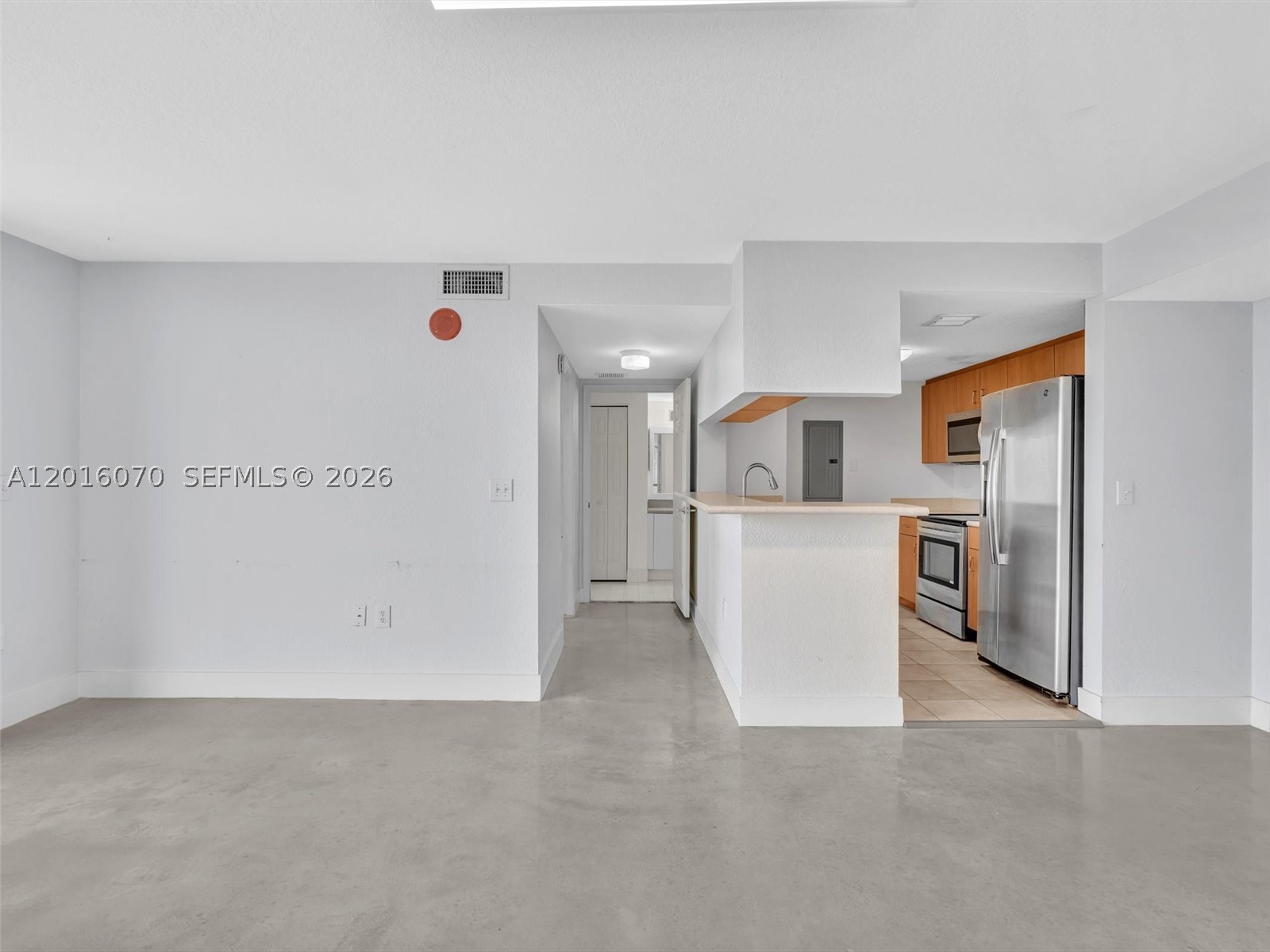 816 NW 11th St #1208, Miami FL 33136