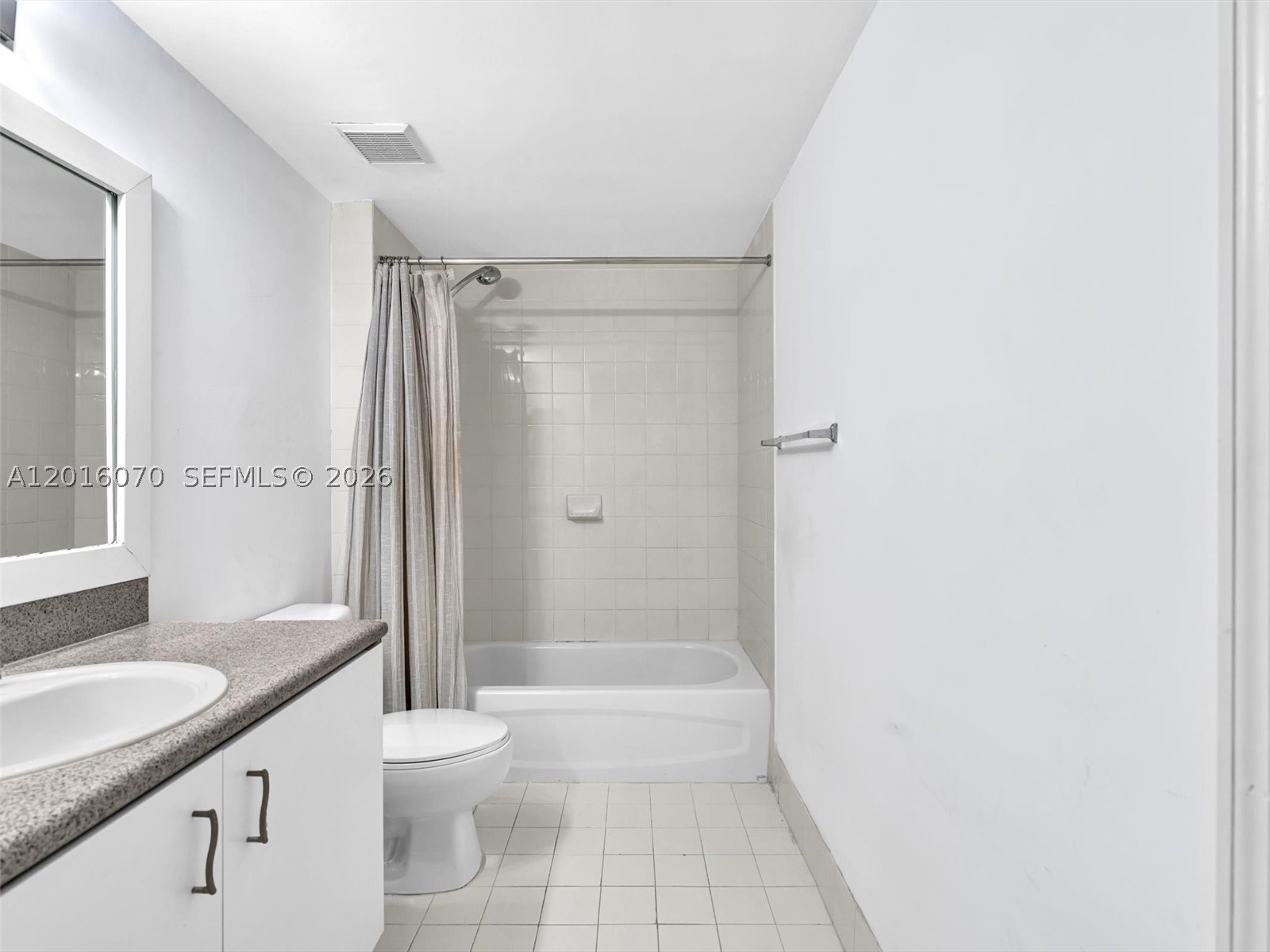 816 NW 11th St #1208, Miami FL 33136