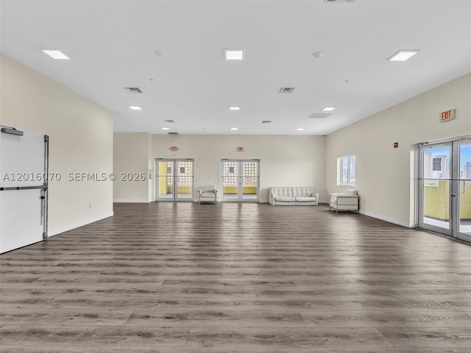 816 NW 11th St #1208, Miami FL 33136