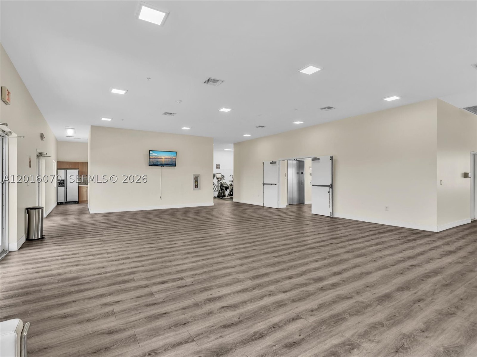 816 NW 11th St #1208, Miami FL 33136