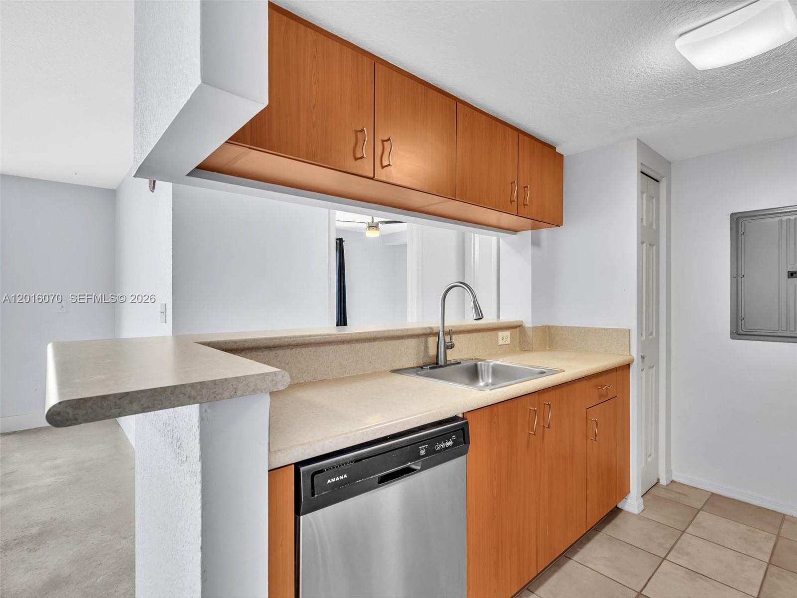 816 NW 11th St #1208, Miami FL 33136