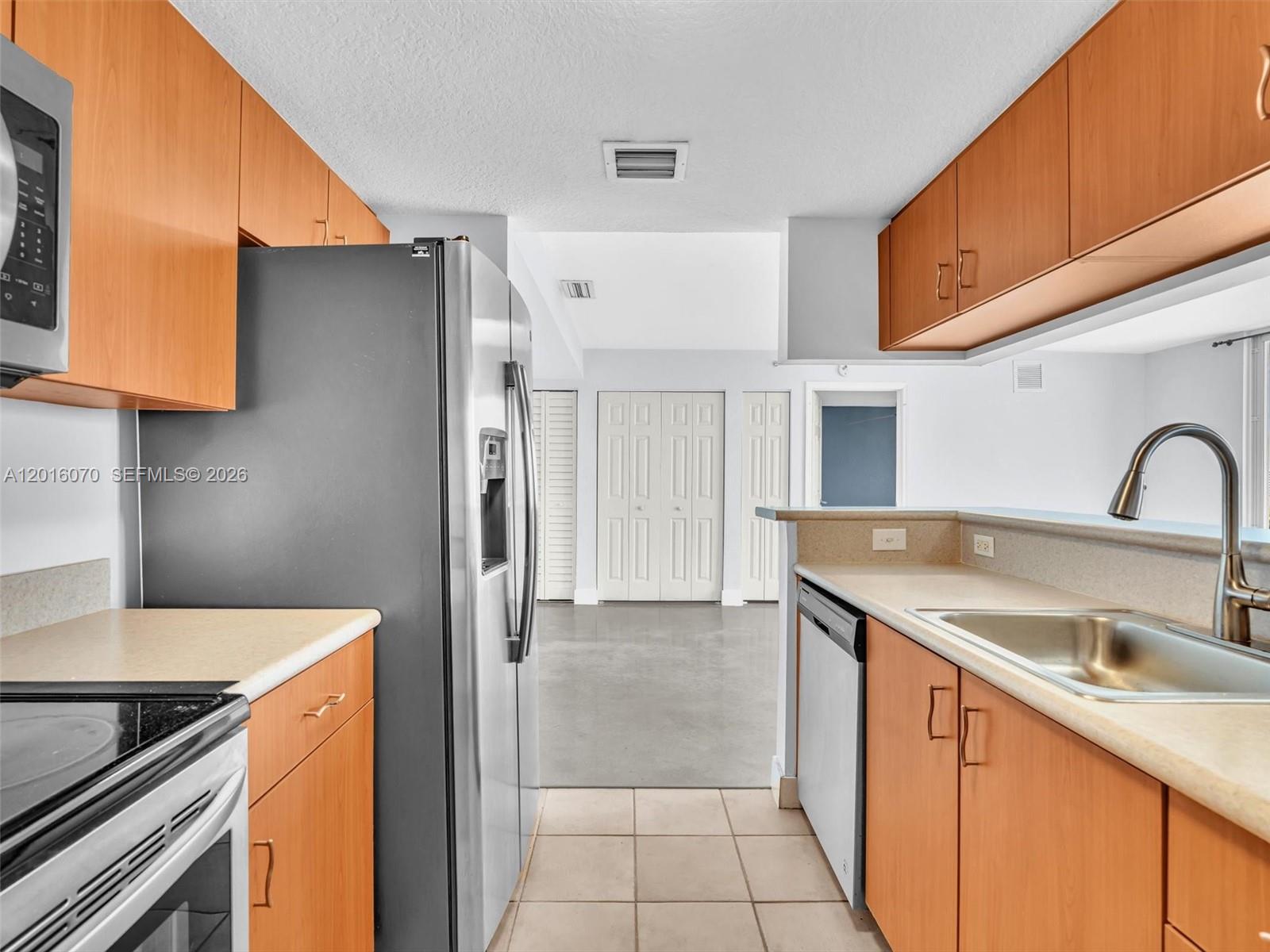 816 NW 11th St #1208, Miami FL 33136