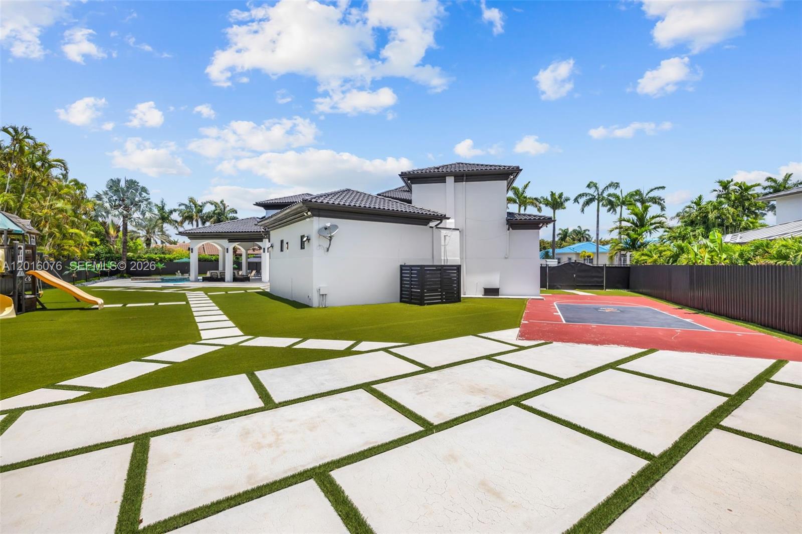 9881 SW 148th Ter, Miami FL 33176